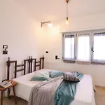 Casa Malika A Отранто