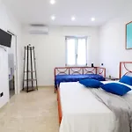 Apartment Casa Malika A *